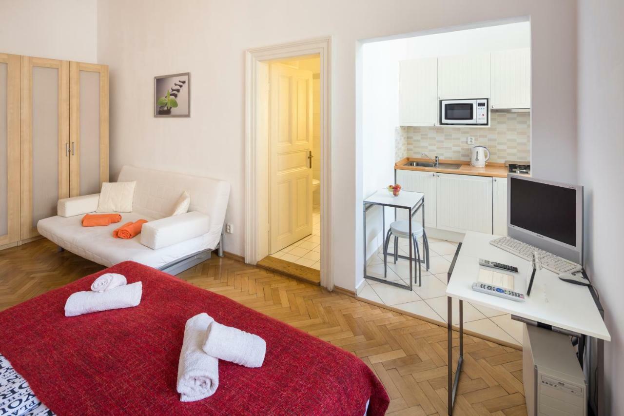 Dusni Apartments Prague Luaran gambar