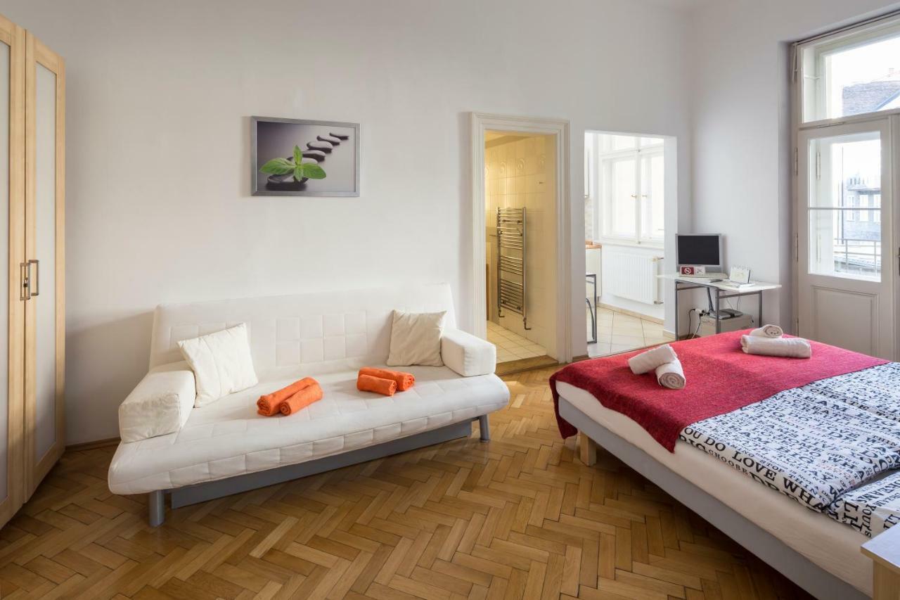 Dusni Apartments Prague Luaran gambar