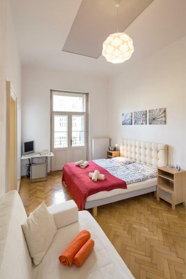 Dusni Apartments Prague Luaran gambar